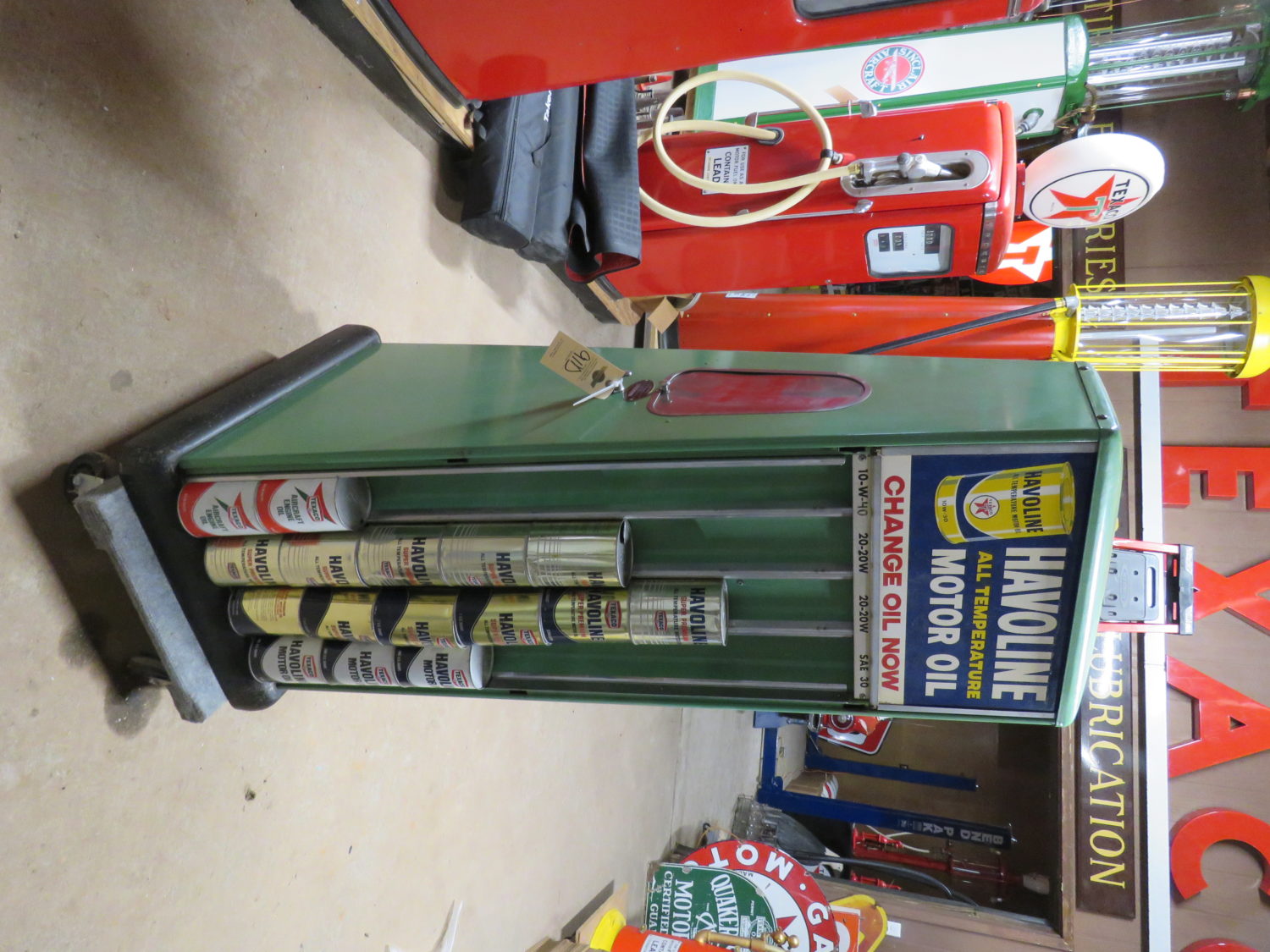 Amazing Dehn Collection- Texaco Signs, Gas Pumps, Oil Cans, Classic Cars & More!  - image 16
