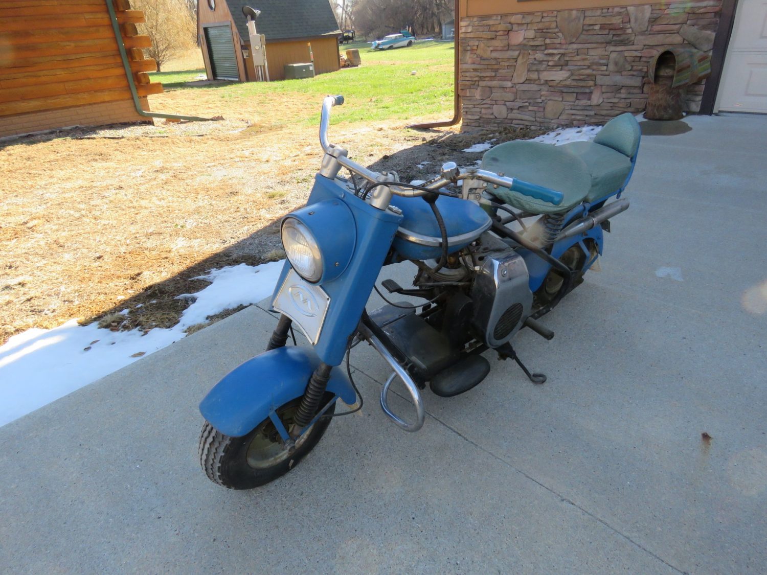 ONLINE ONLY AUCTION!  Cadillacs, Scooters, & More Collector Cars! Bidding Ends 12-2-18!  - image 13