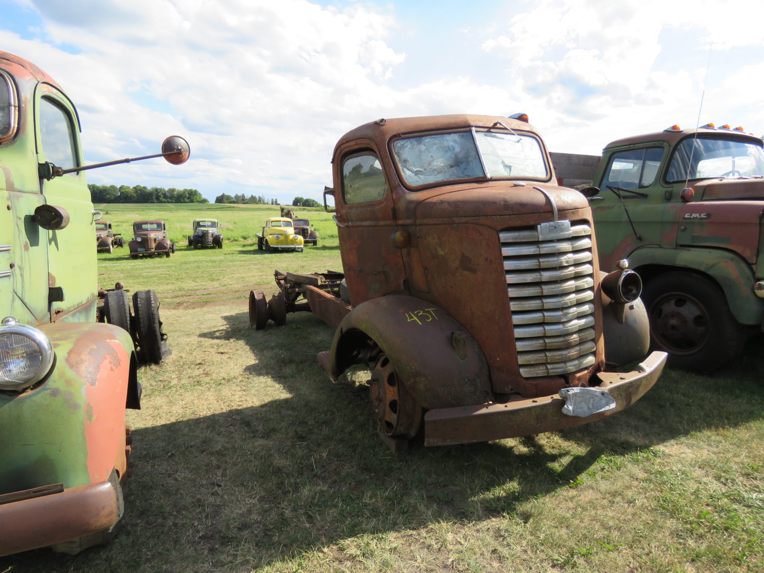 Approx. 300 Classic Trucks, Pickups, Cars! The Redwood County Truck & Car Collection! - image 13