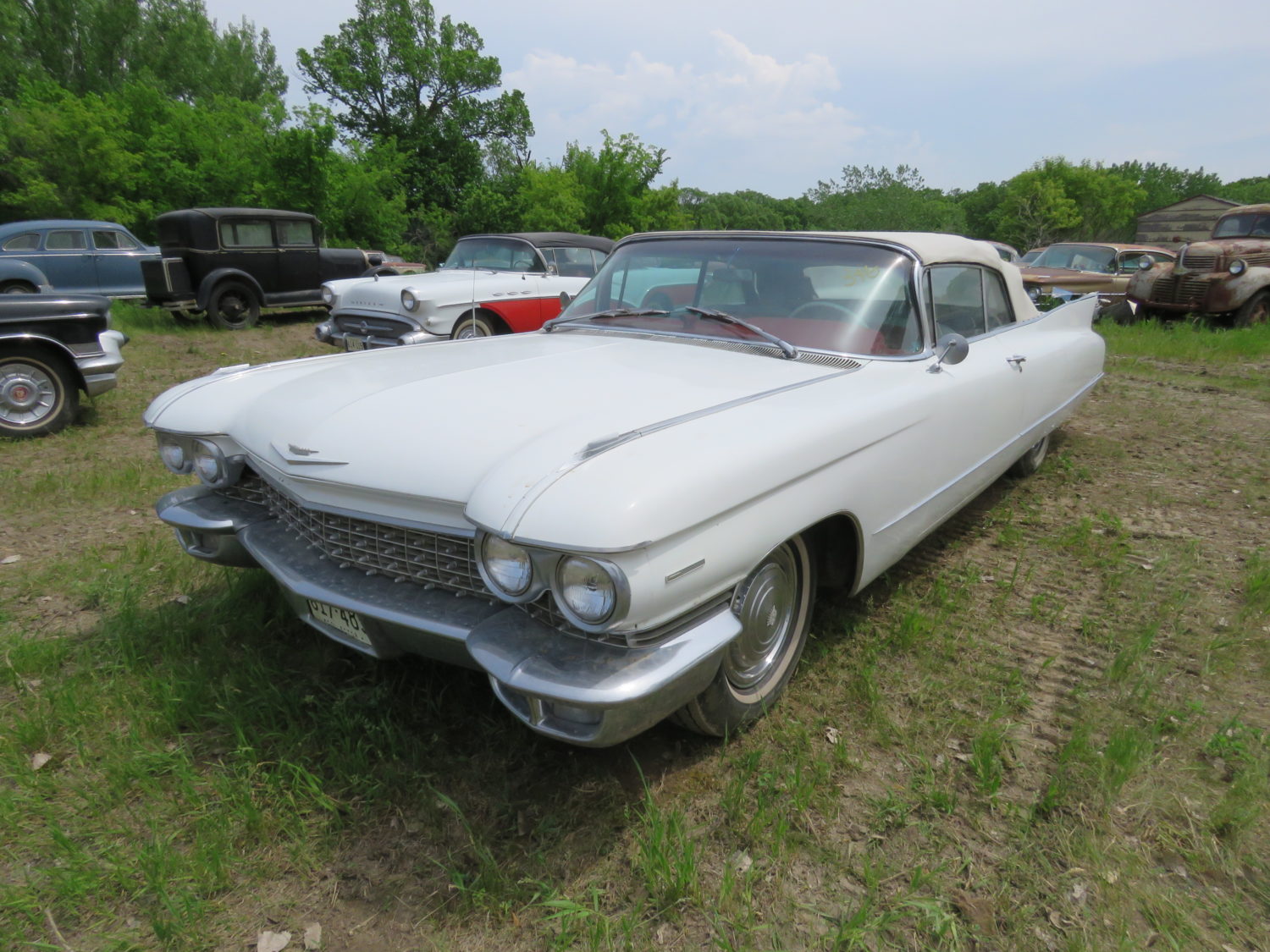 Day 2- Approx. 200 Collector Cars & Trucks!- The James Graham Collection - image 15