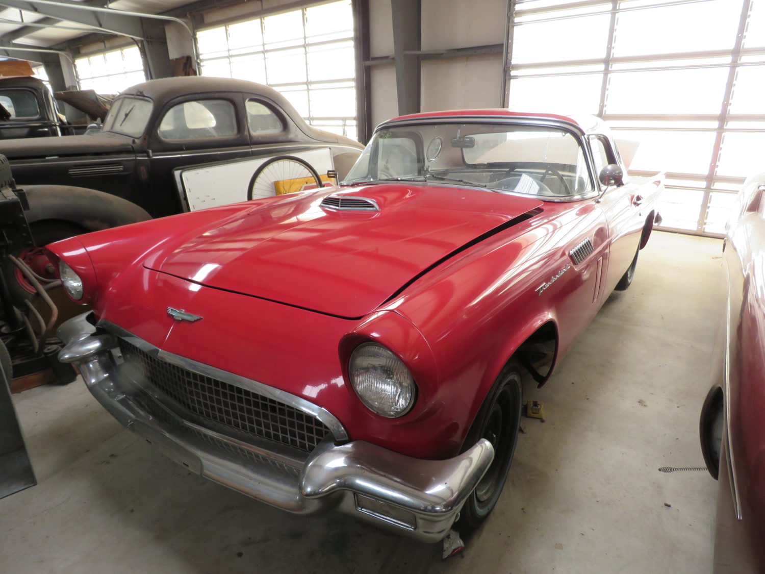 Get Ready! See you There! Bob Regehr Collection! 130 plus Vehicles! 20-1932 Fords and more American Classics! - image 7