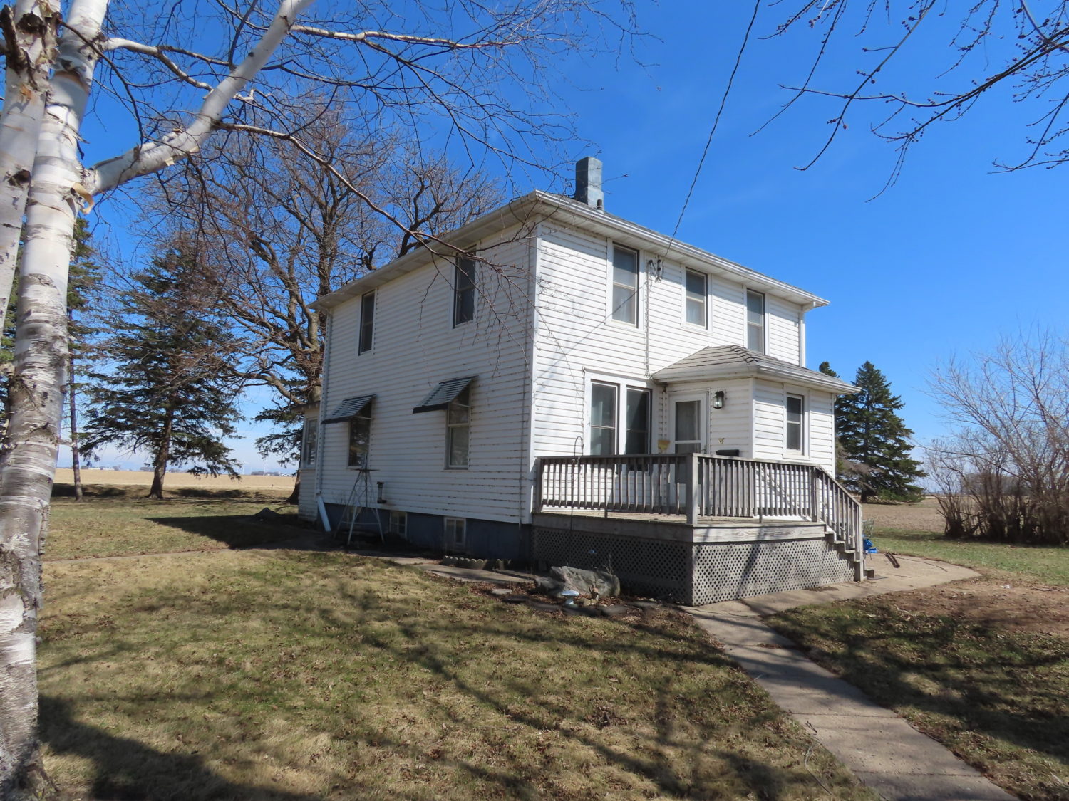 Chevelle, Ford Model A & T Parts, Cars, Antiques & Collectibles, SW Mn Acreage at Auction! - image 2