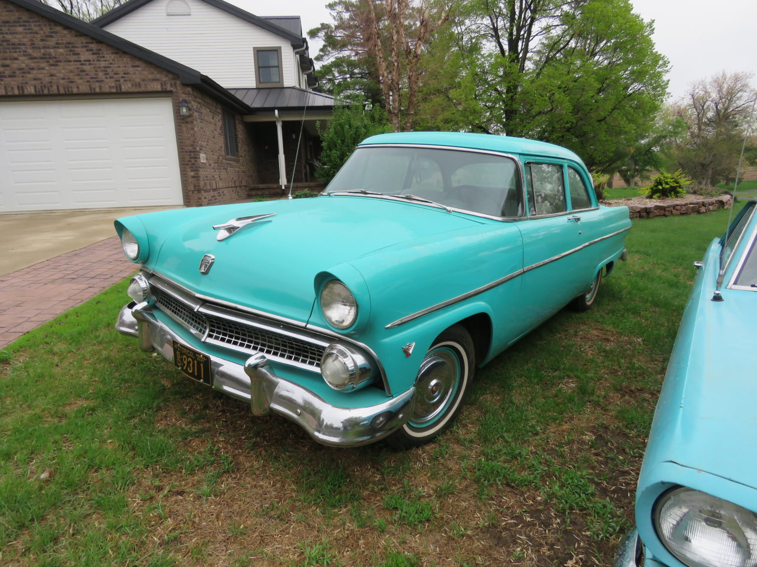 ONLINE ONLY! Larry Haug Collection- Collector Cars & Parts - image 3