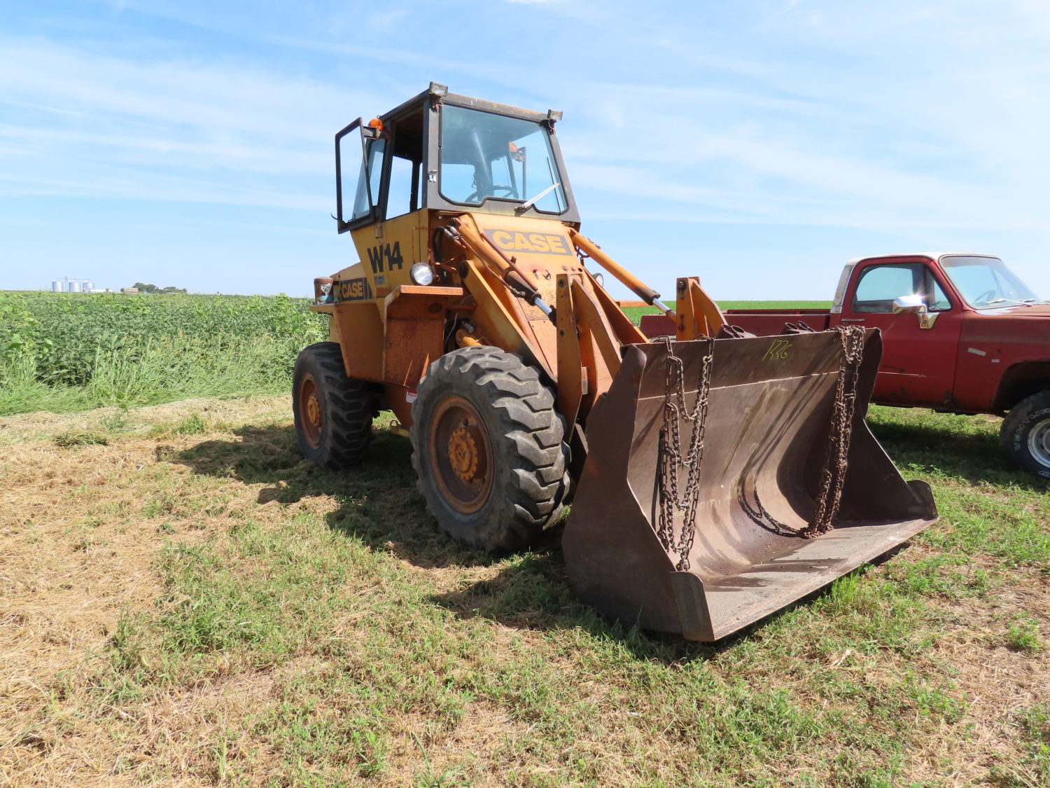 ONLINE ONLY! Antique Tractors, Vehicles, Parts & More! The Dennis Bates Collection - image 16