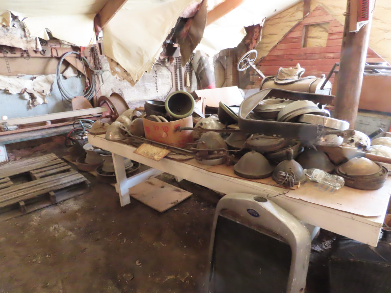 Chevelle, Ford Model A & T Parts, Cars, Antiques & Collectibles, SW Mn Acreage at Auction! - image 11