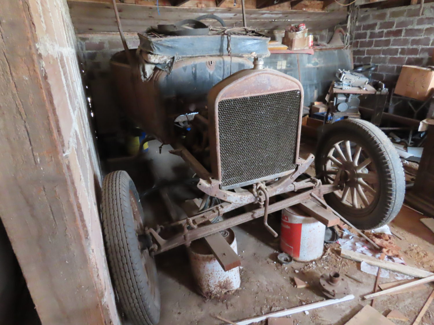 Chevelle, Ford Model A & T Parts, Cars, Antiques & Collectibles, SW Mn Acreage at Auction! - image 9