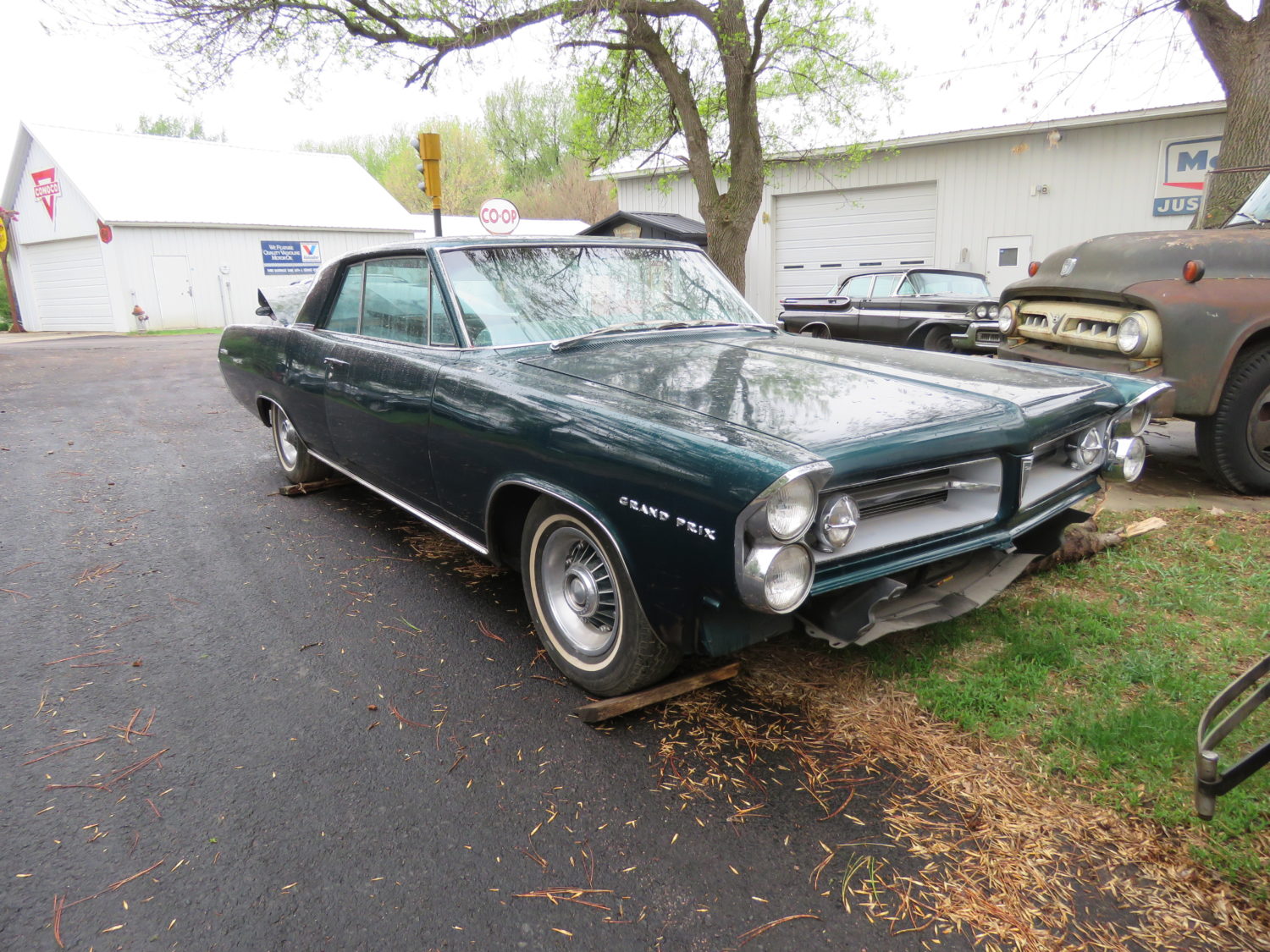 ONLINE ONLY! Larry Haug Collection- Collector Cars & Parts - image 5