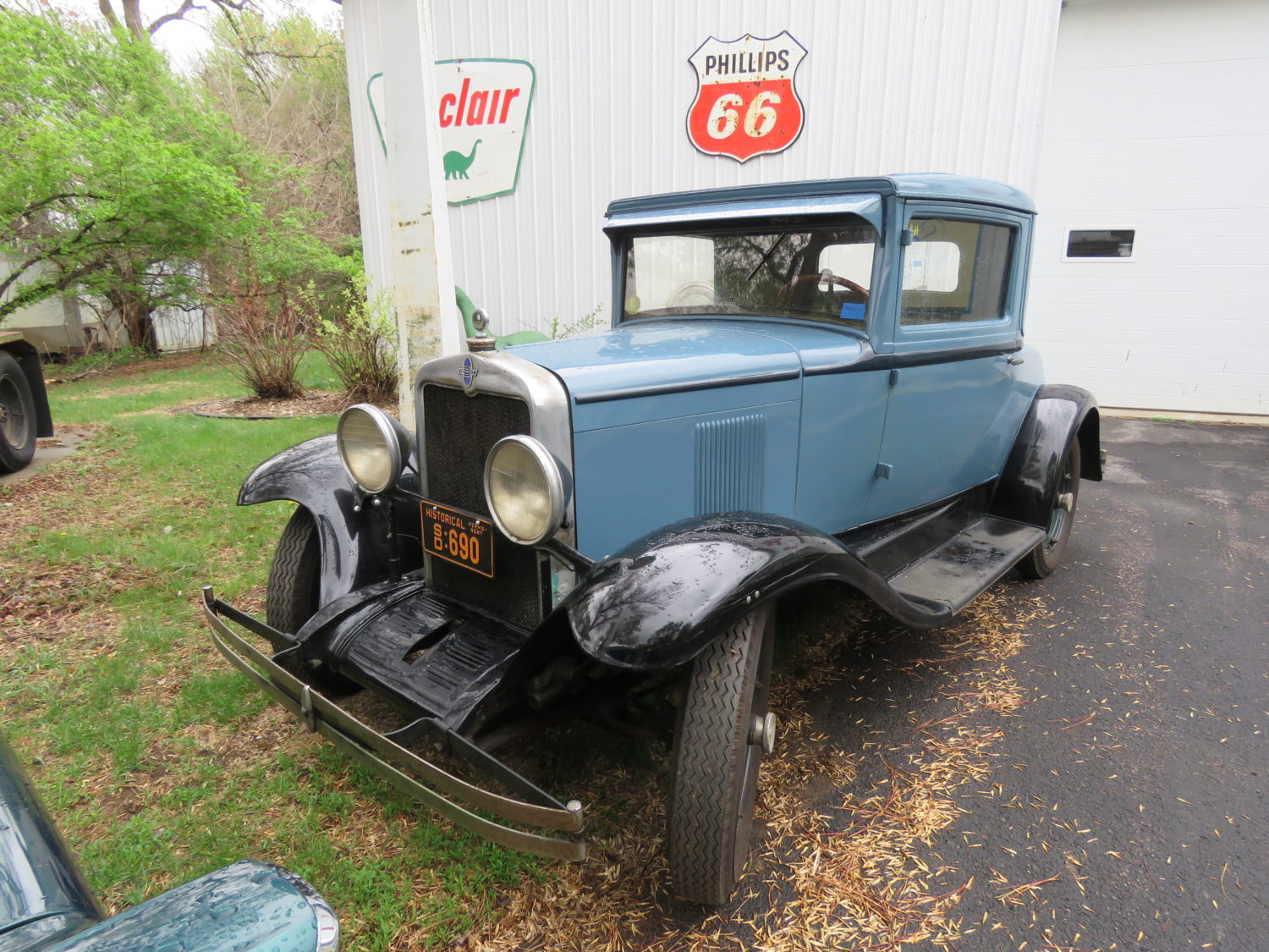 ONLINE ONLY! Larry Haug Collection- Collector Cars & Parts - image 4