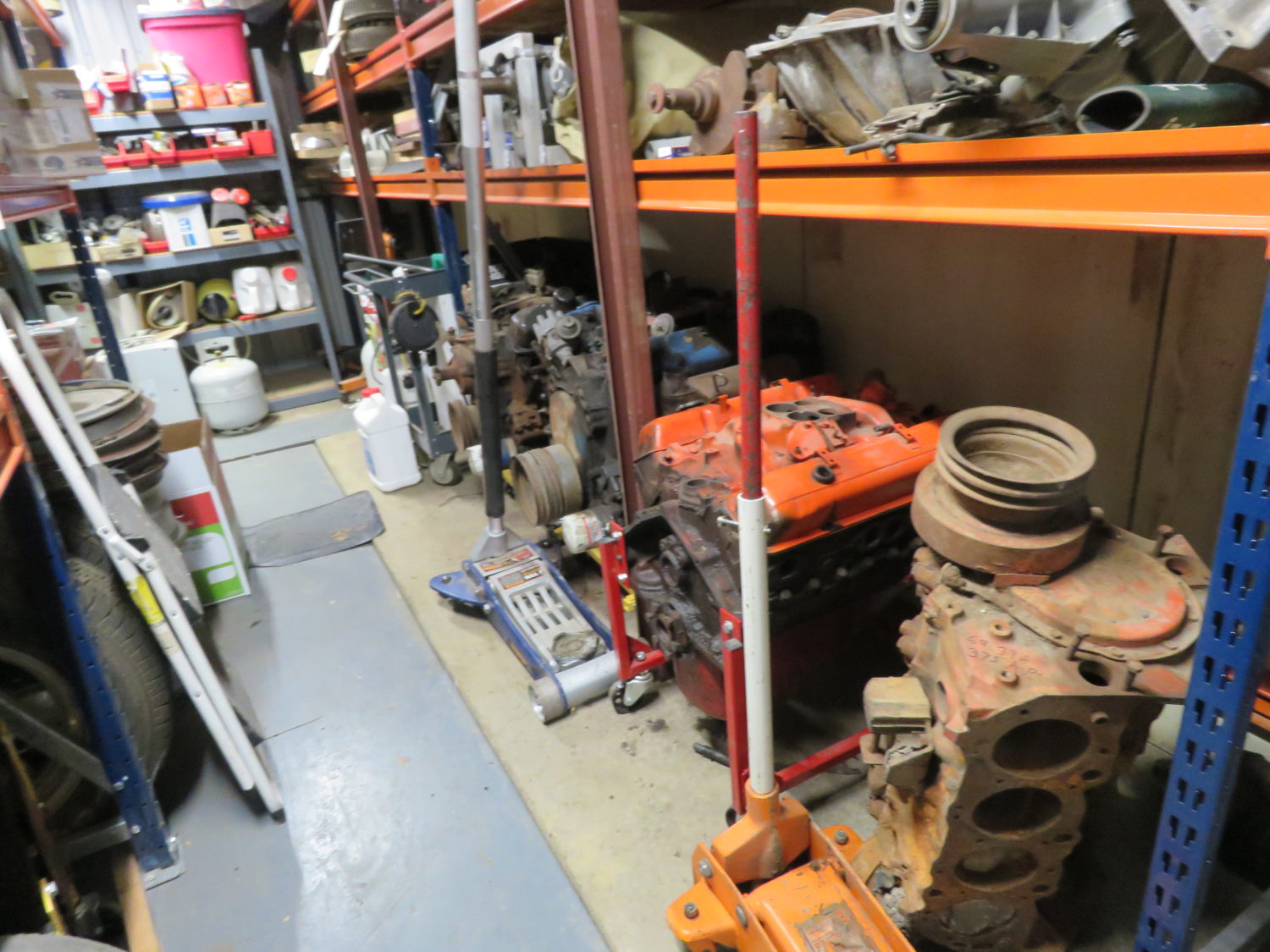 ONLINE ONLY! Larry Haug Collection- Collector Cars & Parts - image 15