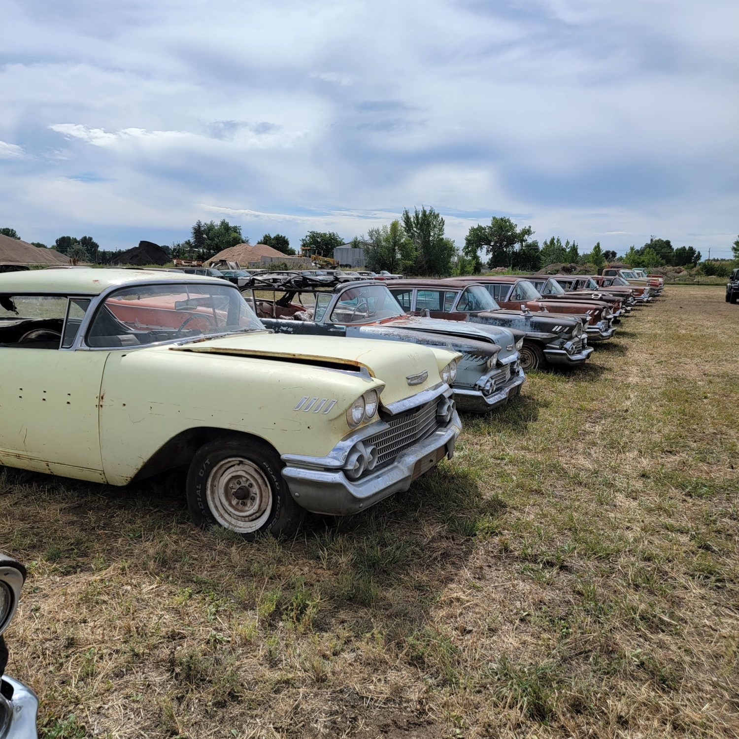 LIVE ONSITE W/ONLINE! AMAZING Approx. 300 Collector Cars At Auction! The Randy Milan Collection - image 9