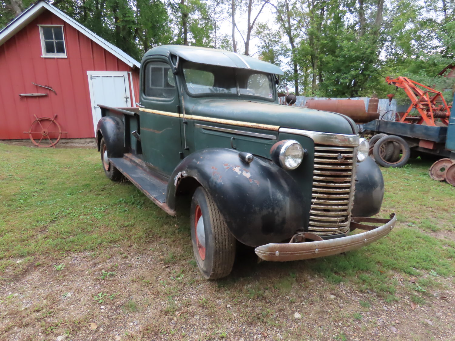 ONLINE ONLY! Indian Motorcycle, Classic Trucks, Signs, & More! The Jake Wurtzberger Auction - image 1