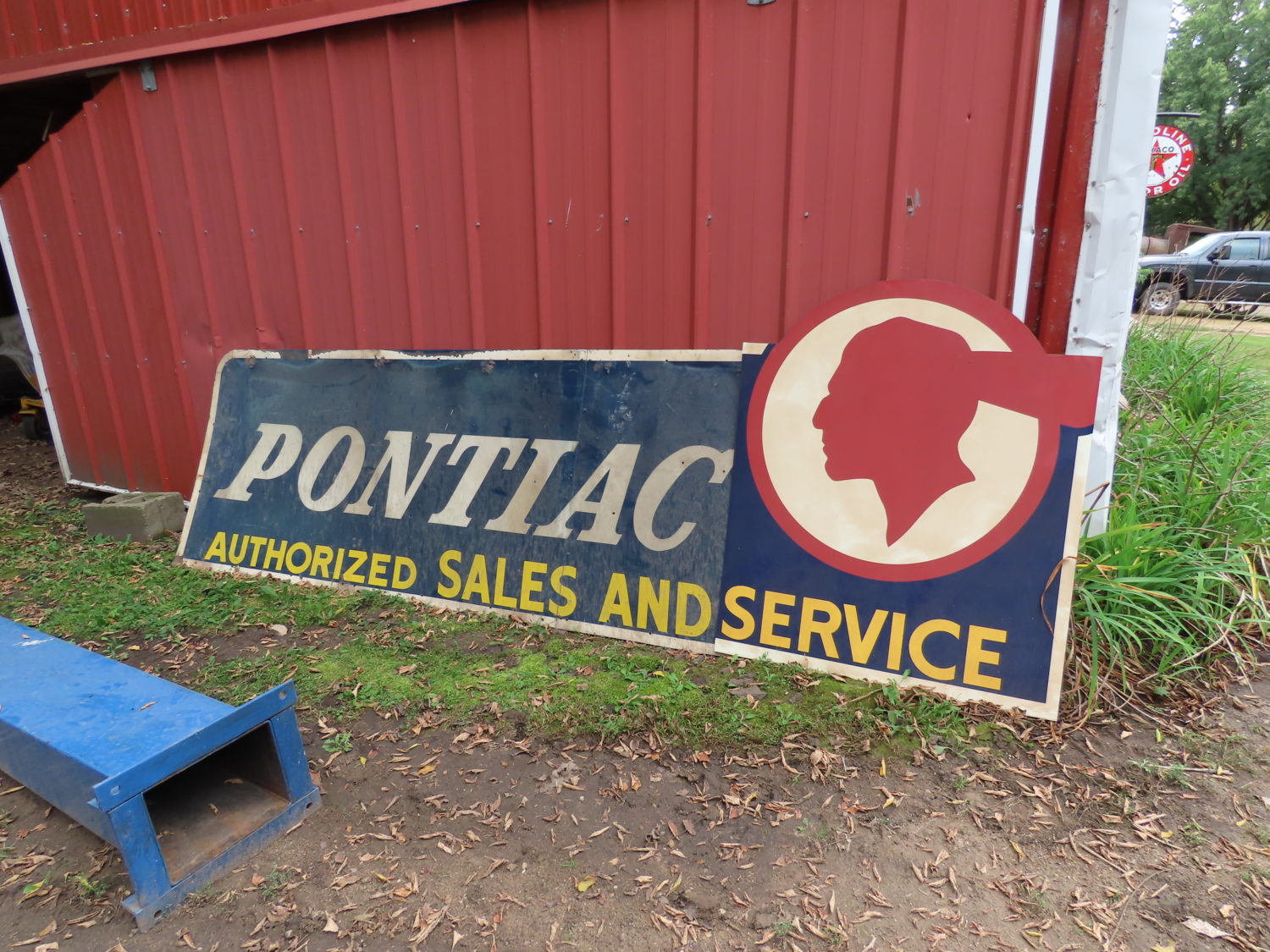 ONLINE ONLY! Indian Motorcycle, Classic Trucks, Signs, & More! The Jake Wurtzberger Auction - image 11