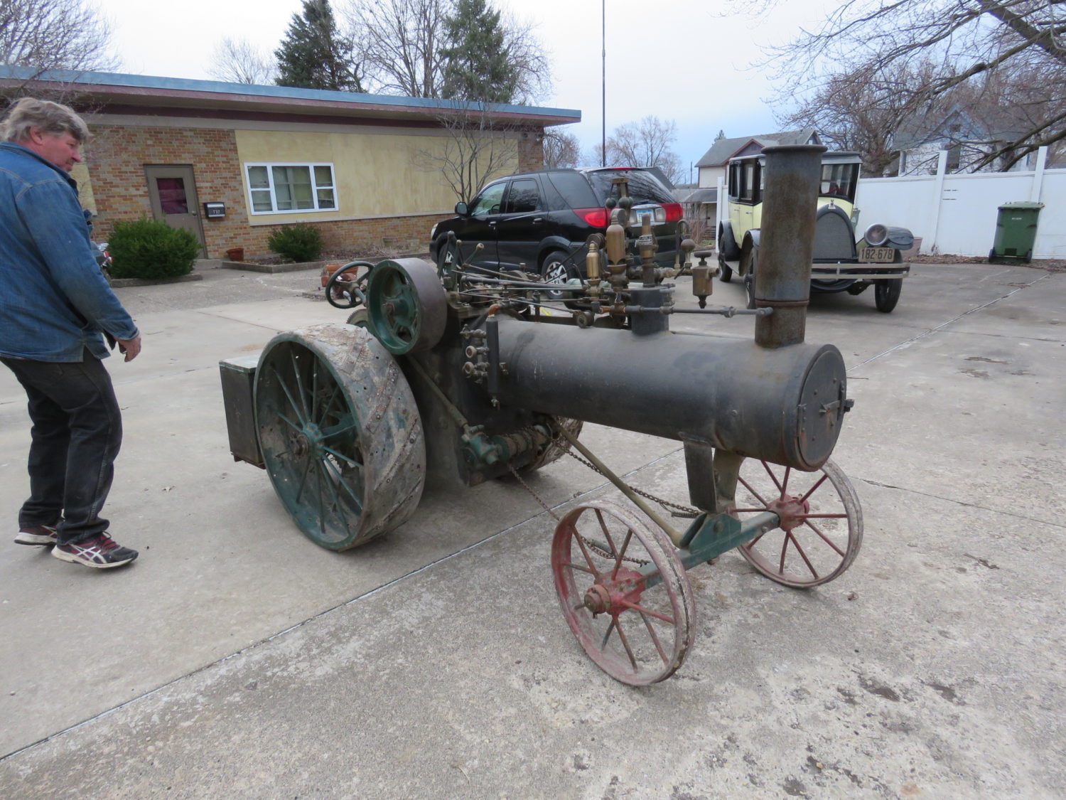 Day 1- Antique Tractors, Stationary Engines- The Bob Smith Collection - image 9