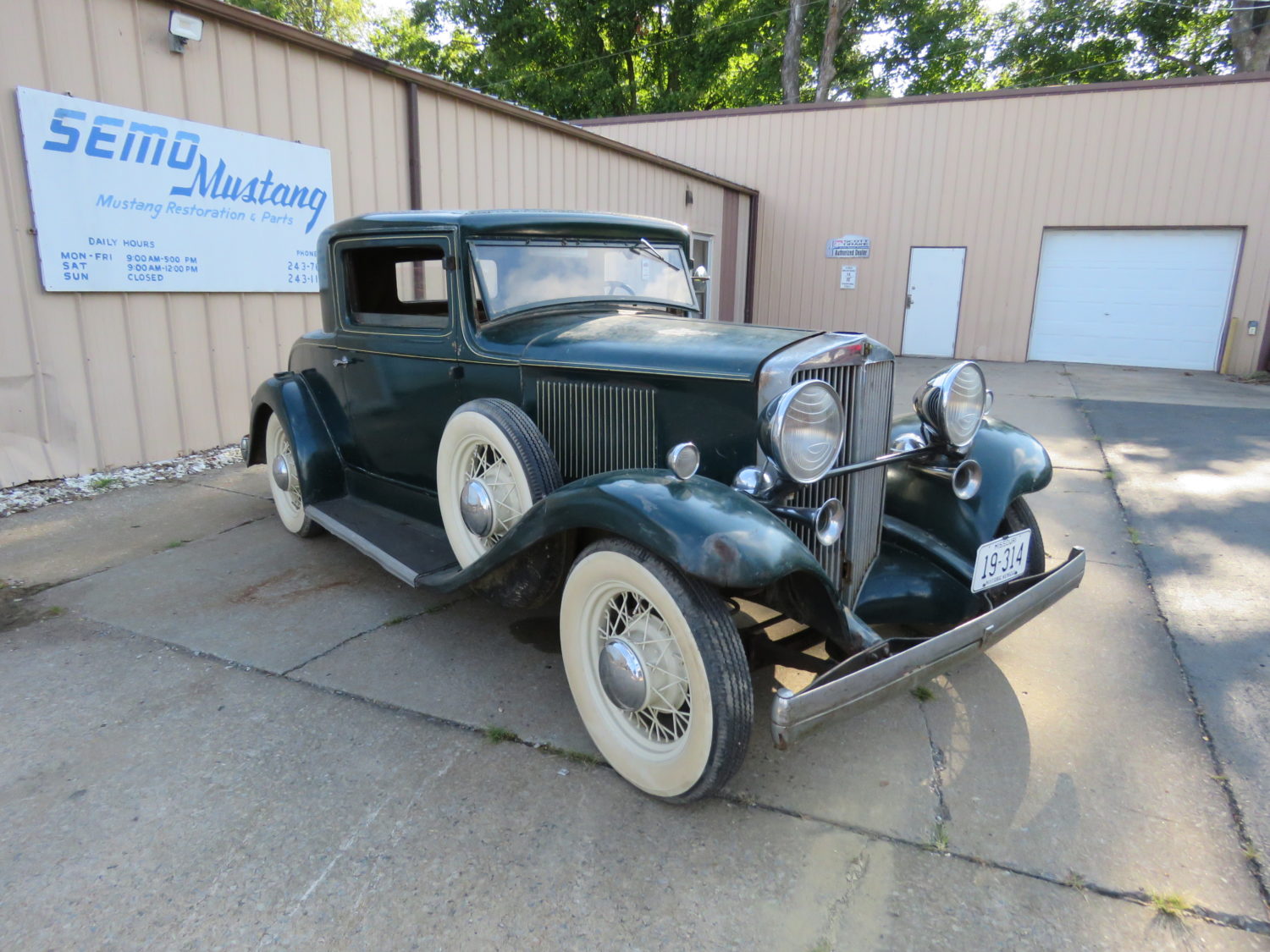 Collector Cars, Stationary Engines,Gas & Oil, Memorabilia & More – The McPherson Collection Auction - image 4