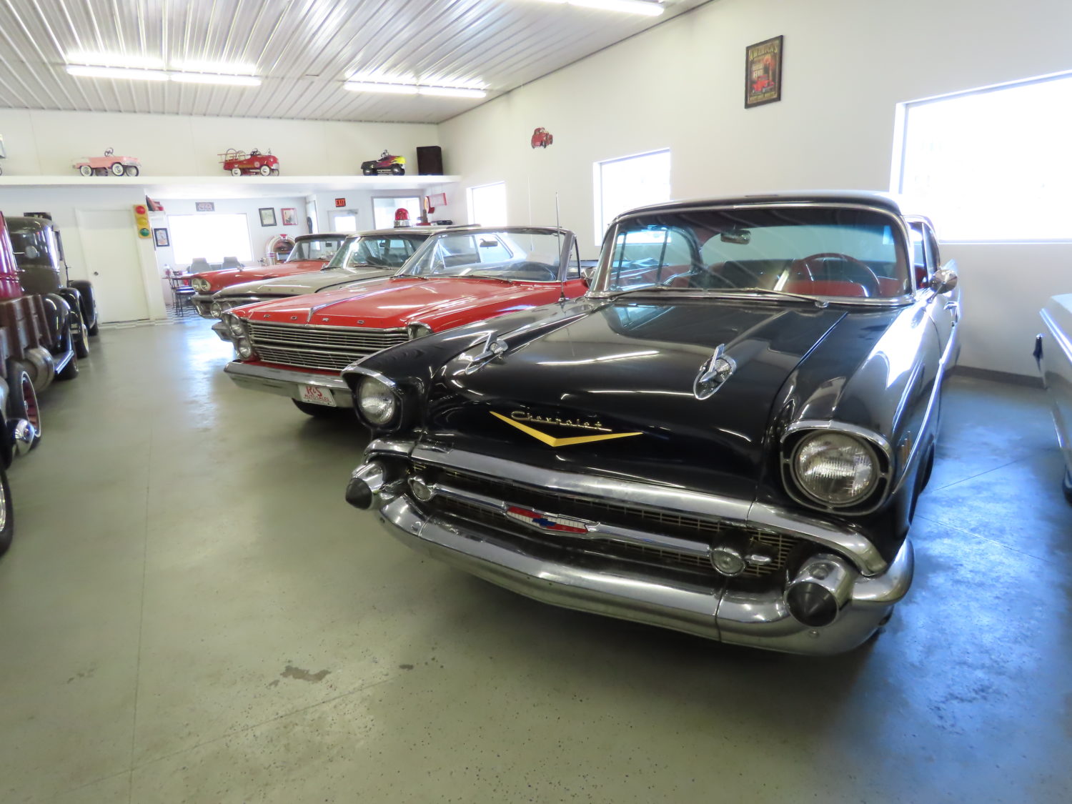 Approx. 100 American Classics Cars At Auction! The Sorensen Collection-LIVE ONSITE W/ONLINE BIDDING!  - image 1