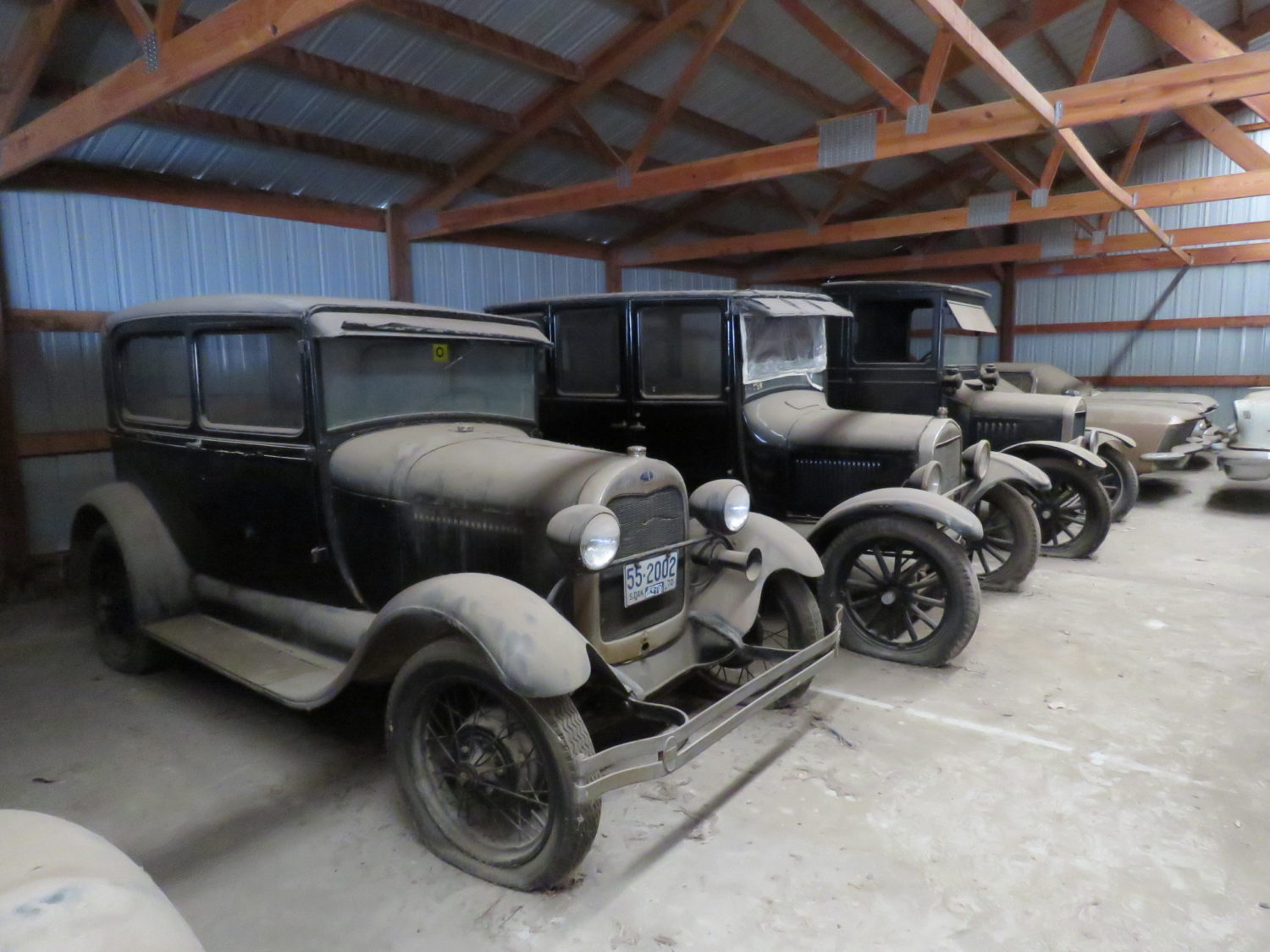 Day 2- Approx. 200 Collector Cars & Trucks!- The James Graham Collection - image 12