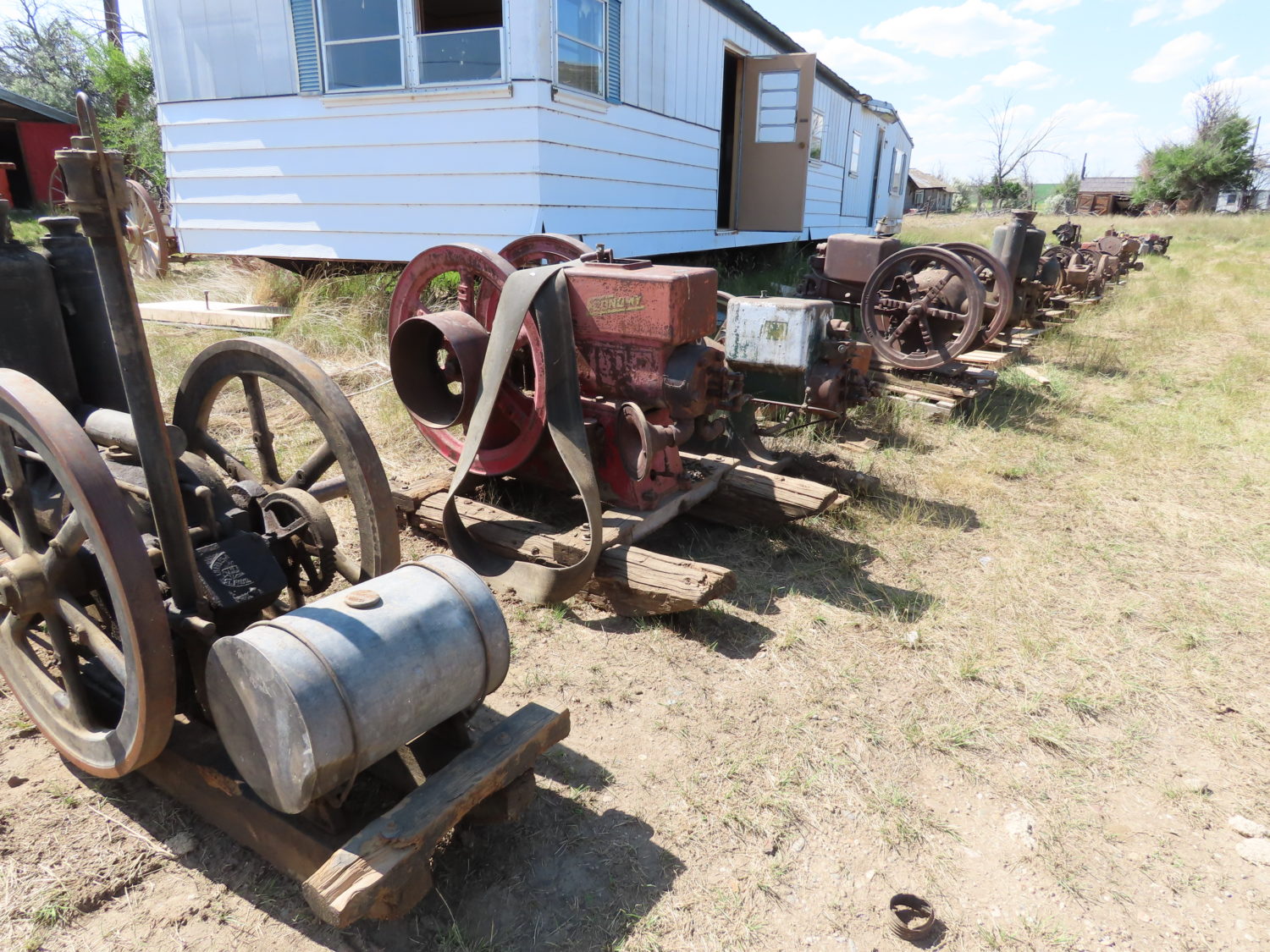ONLINE ONLY! AMAZING Montana Barn Find! Rare & Classic Vehicles, Antique Tractors, & MUCH More! - image 20