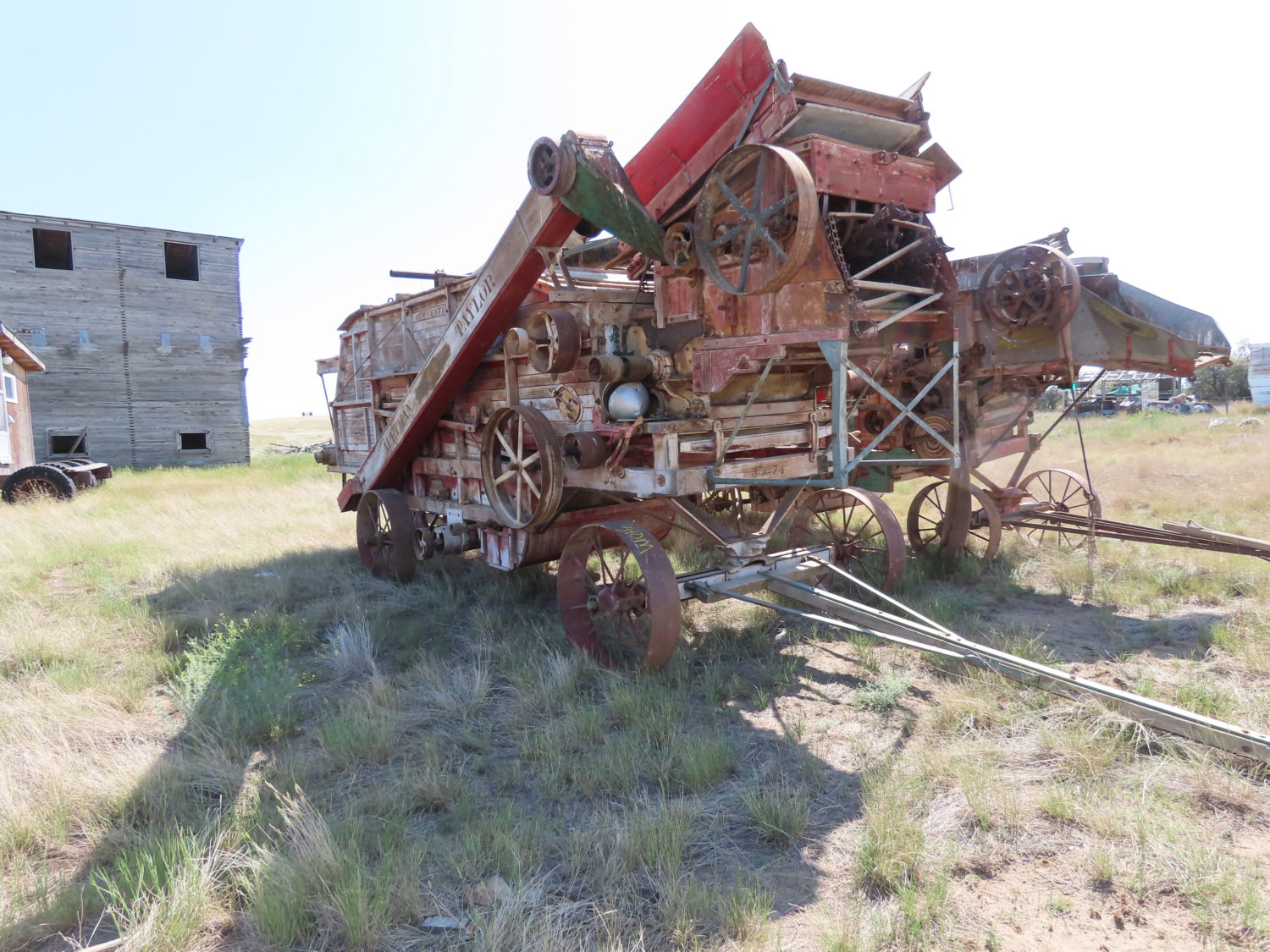 ONLINE ONLY! AMAZING Montana Barn Find! Rare & Classic Vehicles, Antique Tractors, & MUCH More! - image 21