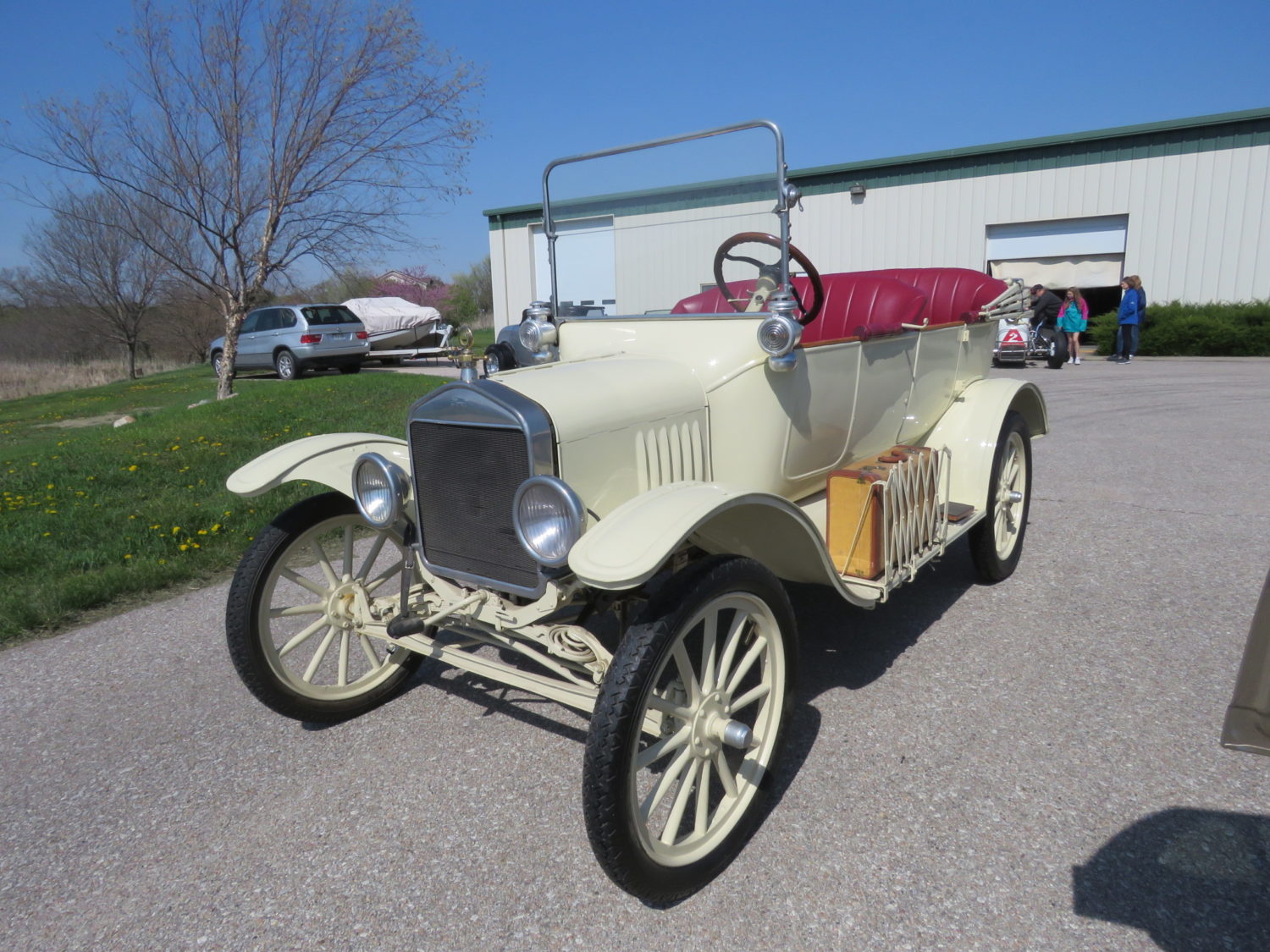 ONLINE ONLY- 1932 Ford Street rods, Race Cars, Engines & more! The Joe Haag Collection - image 4