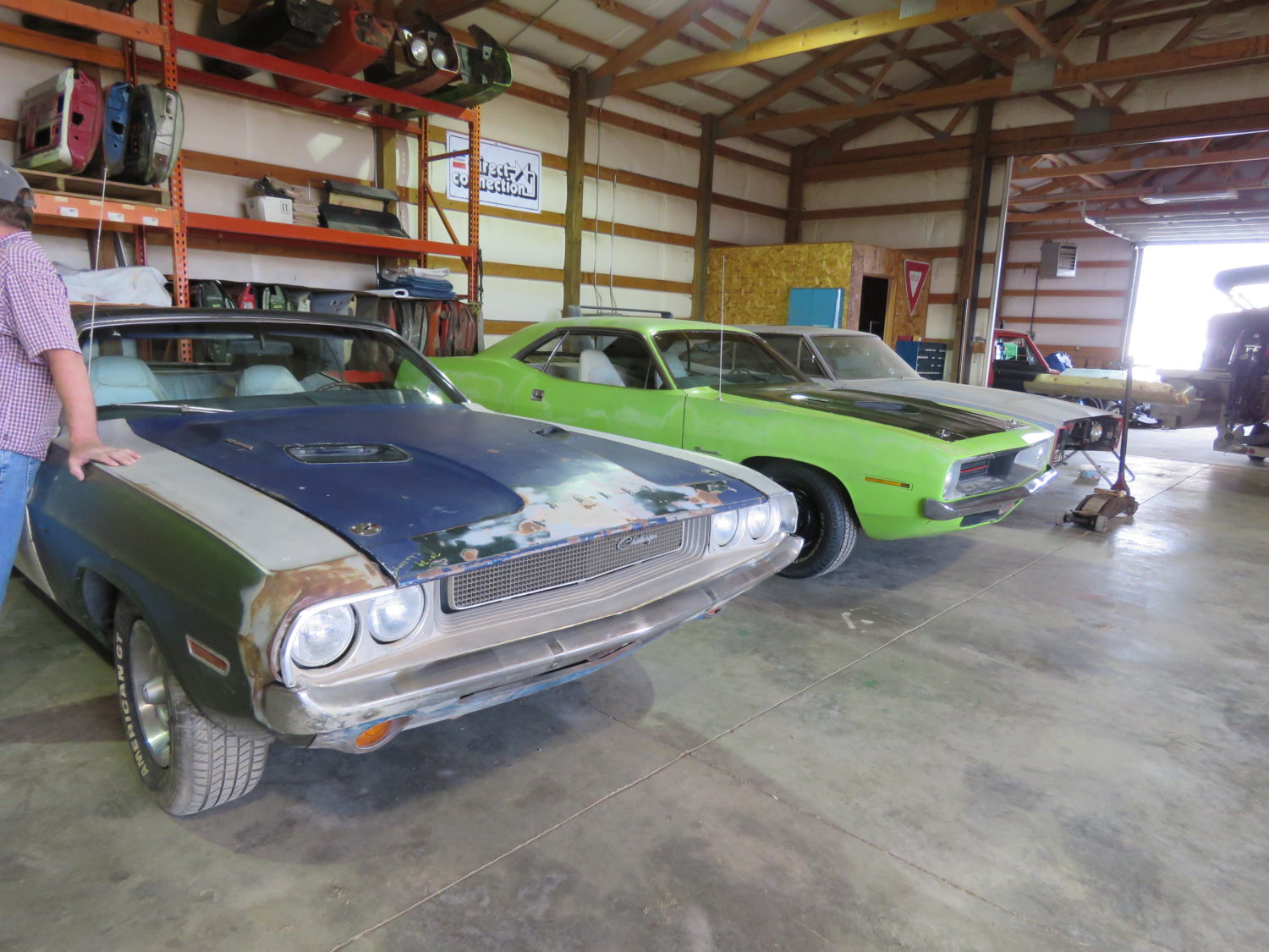 Mopar Muscle & More American Classics! The Soneff Master Garage Collection - image 3