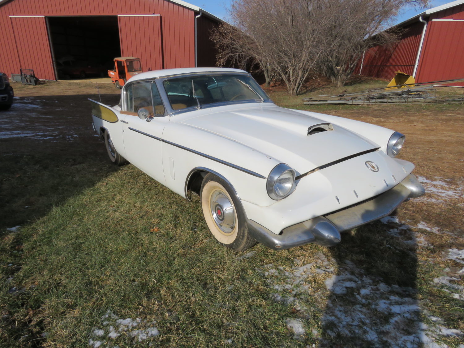 Studebakers, Packards, Antique Tractors, & more! The Virgil Marple Collection - image 12