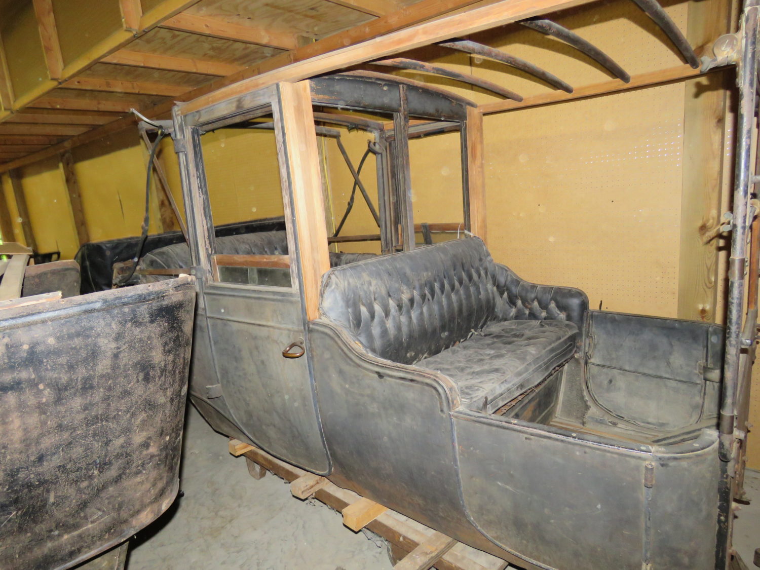 Rare & Early Ford Model T Cars, Parts, Buggies and More! The Jim & LuLu Finney Collection - image 16