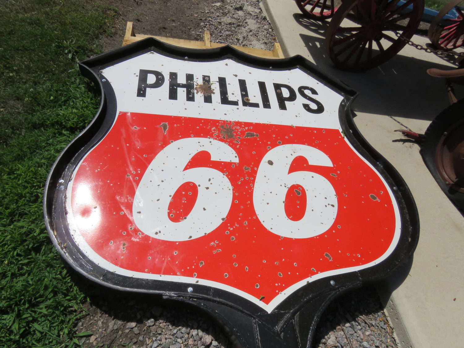 Approx. 300 Classic Trucks, Pickups, Cars! The Redwood County Truck & Car Collection! - image 19
