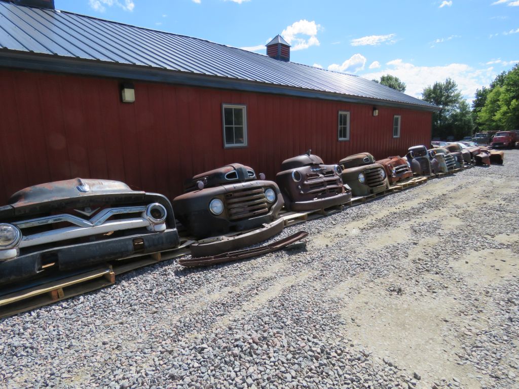 DAY 1-Approx. 100 Classics & Parts- HUGE Classic Car & Truck Auction- Redwood County Truck & Car Collection Auction - image 2